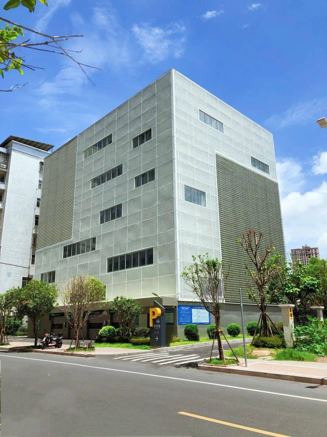 春节期间梧州这些停车场向车主们送福利