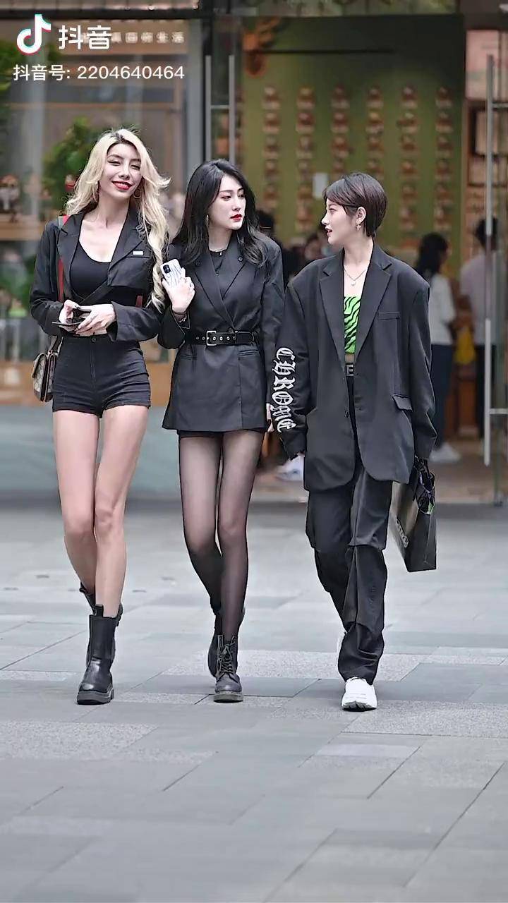 这三小姐姐身材真是绝了stella183矢野晶七七