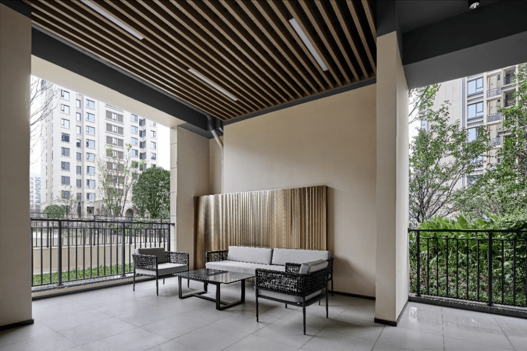 架空层打造全龄活动空间"妈咪会""儿童阅读区""健身区""会客区"等多