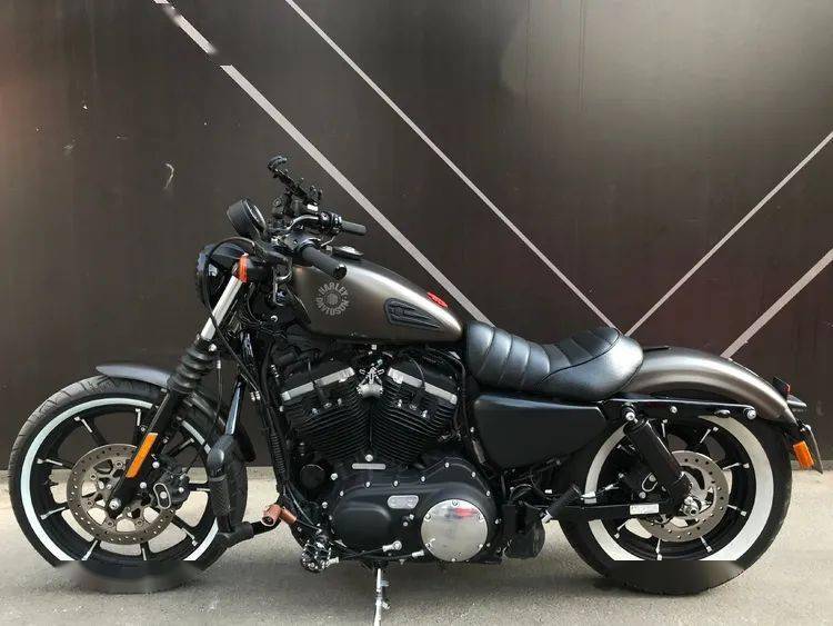 转让大贸2021年哈雷883n