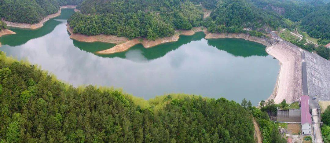 绍兴河湖志四十三辽湾水库波光潋滟映清影