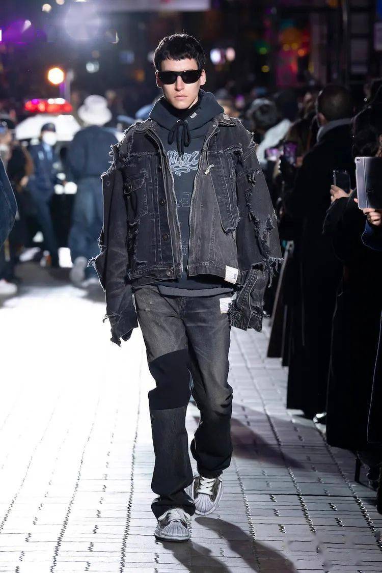 Noten Nigo于KENZO首秀 | Dries Van Noten 秋冬系列 | RHUDE 新品登场