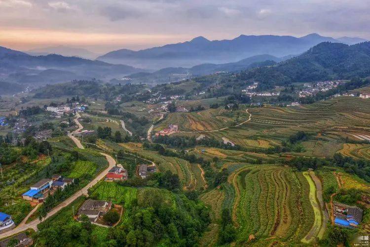 打卡小黑箐白沙村