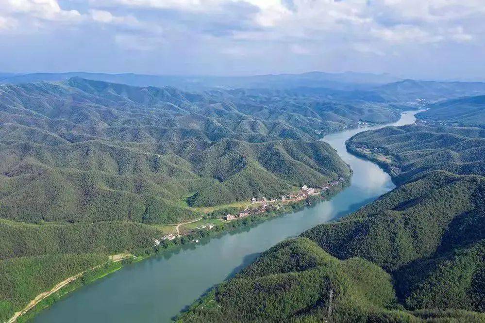 航拍耒阳之竹海黄市