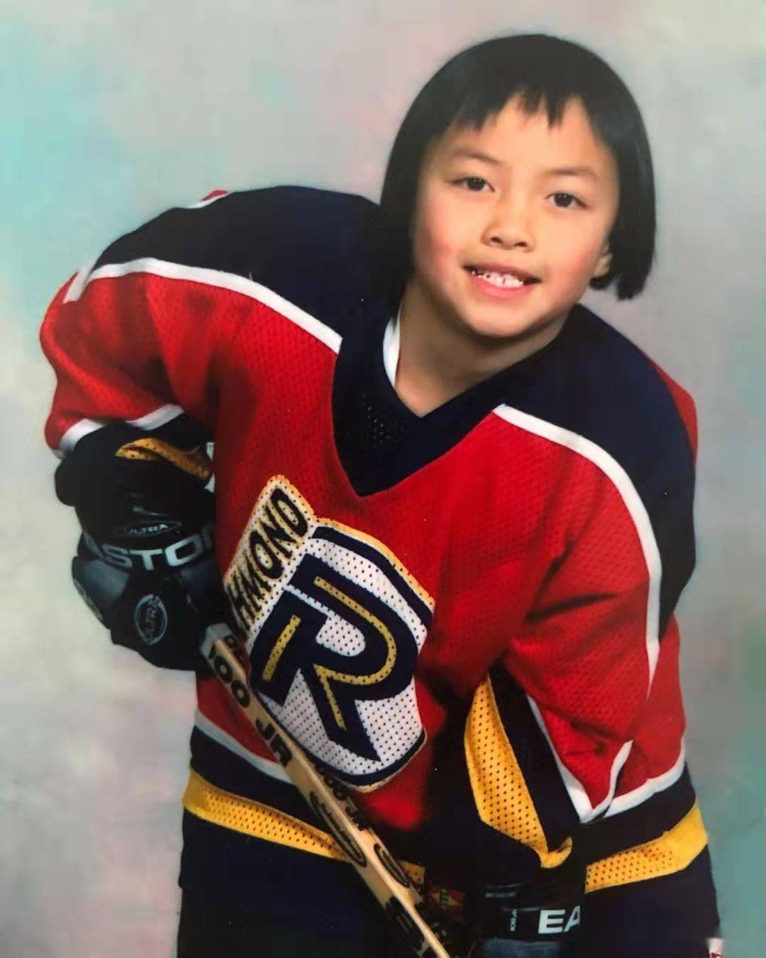 又1入籍女将火了,加拿大出生美国读书,人民网点名表扬_林绮琪_中国