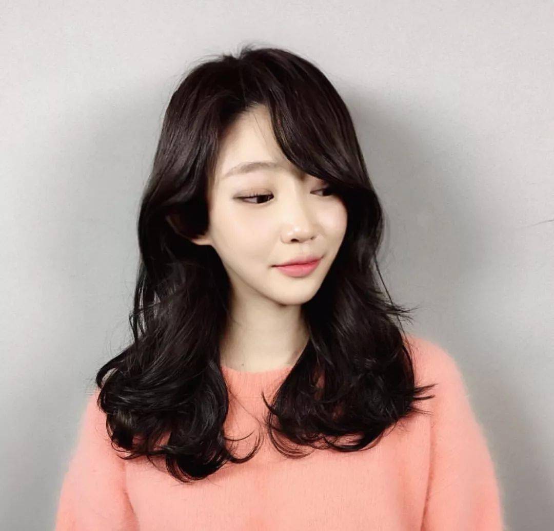 好看的小姐姐卷发