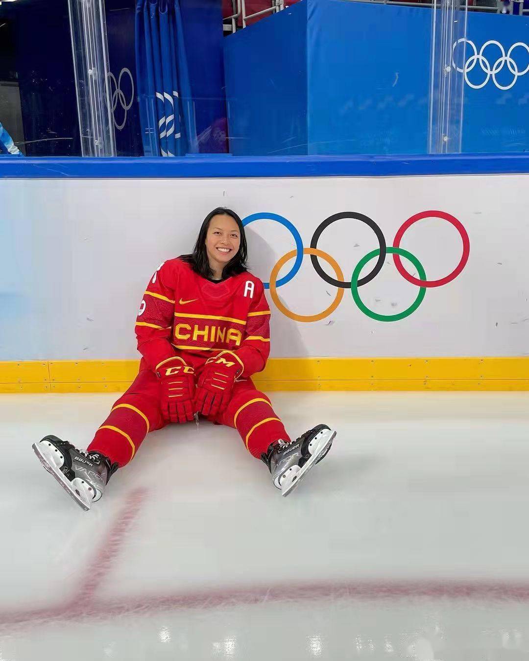 又1入籍女将火了,加拿大出生美国读书,人民网点名表扬_林绮琪_中国