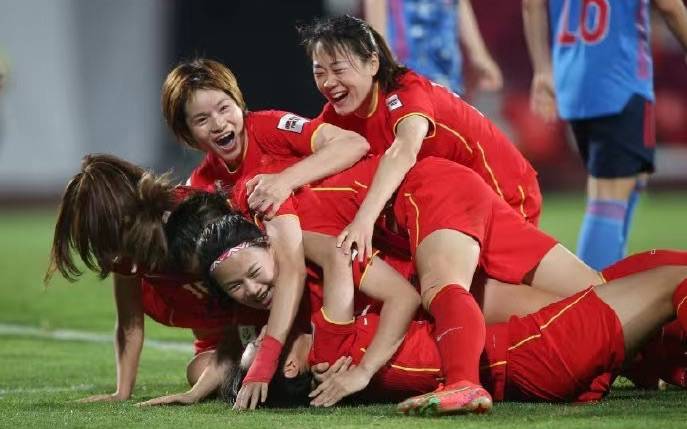 日本队|点球淘汰日本队！中国女足晋级亚洲杯决赛