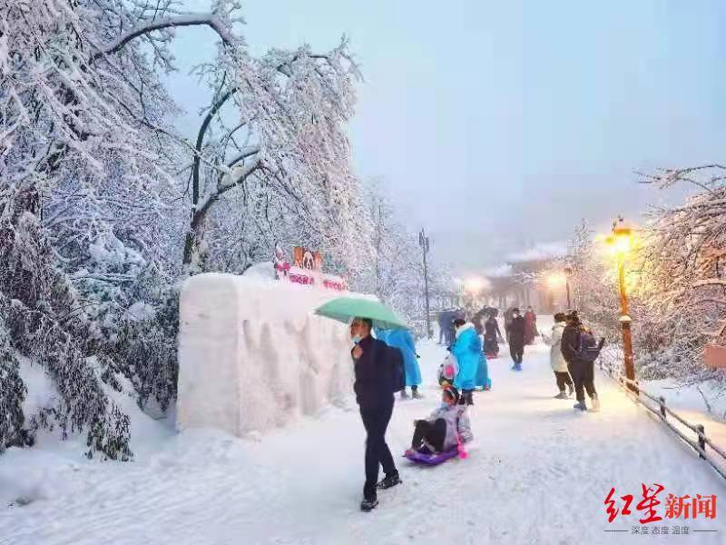 景区|新春走基层：助力北京冬奥 四川瓦屋山诸多冰雪活动受追捧