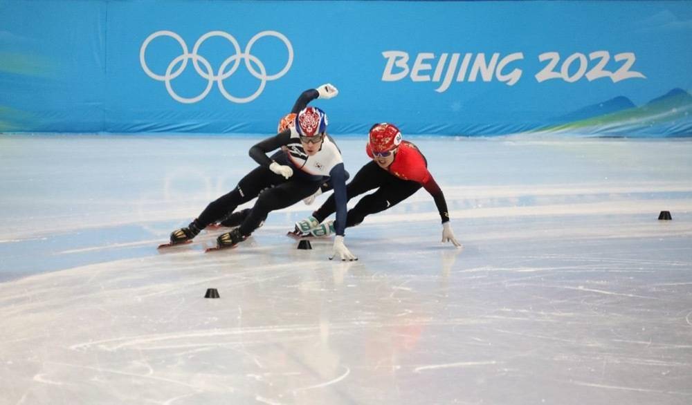 预赛|短道速滑男子1000米预赛，武大靖任子威李文龙晋级