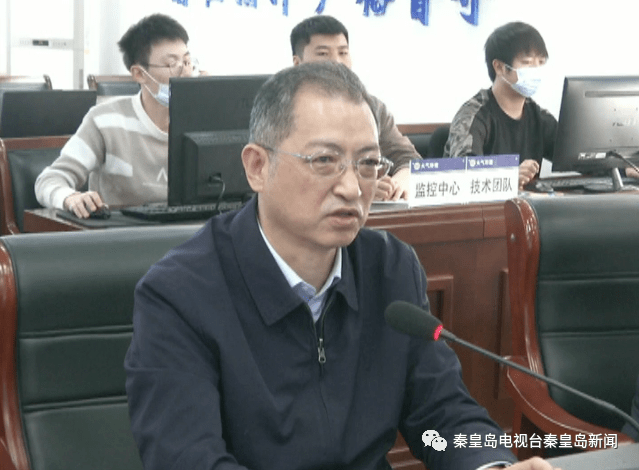 丁伟在市大气污染防治综合指挥中心调研检查时强调压实责任强化举措