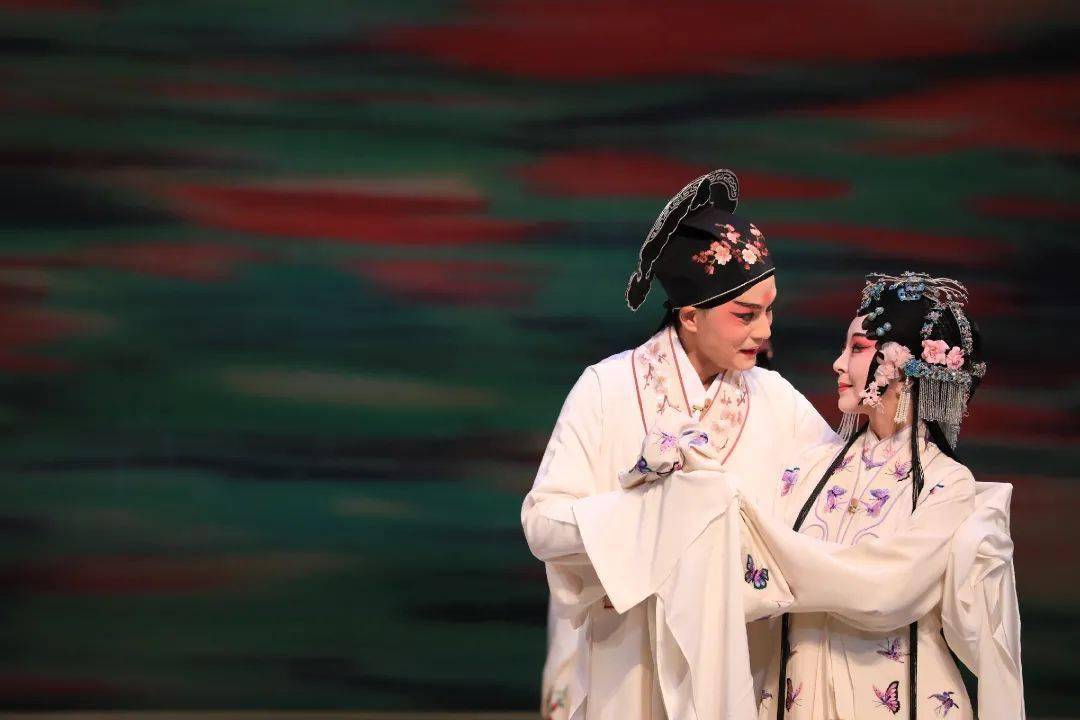 演出定档丨白先勇青春版牡丹亭演绎至情昆曲