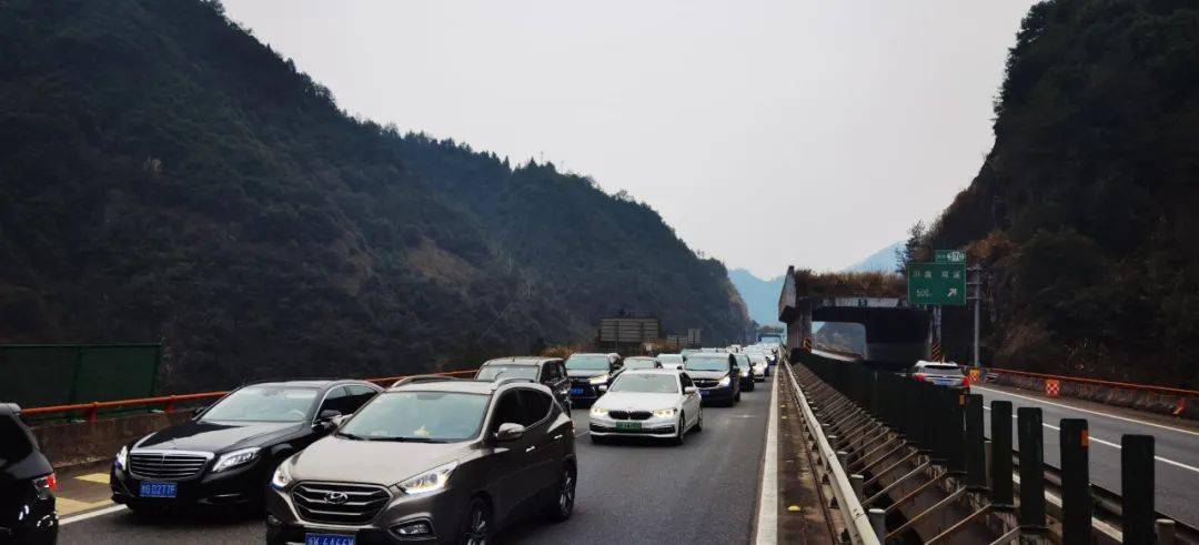 哪个省高速路况好 24e77df5ea784b6cb0c1db6690e40a07.jpeg