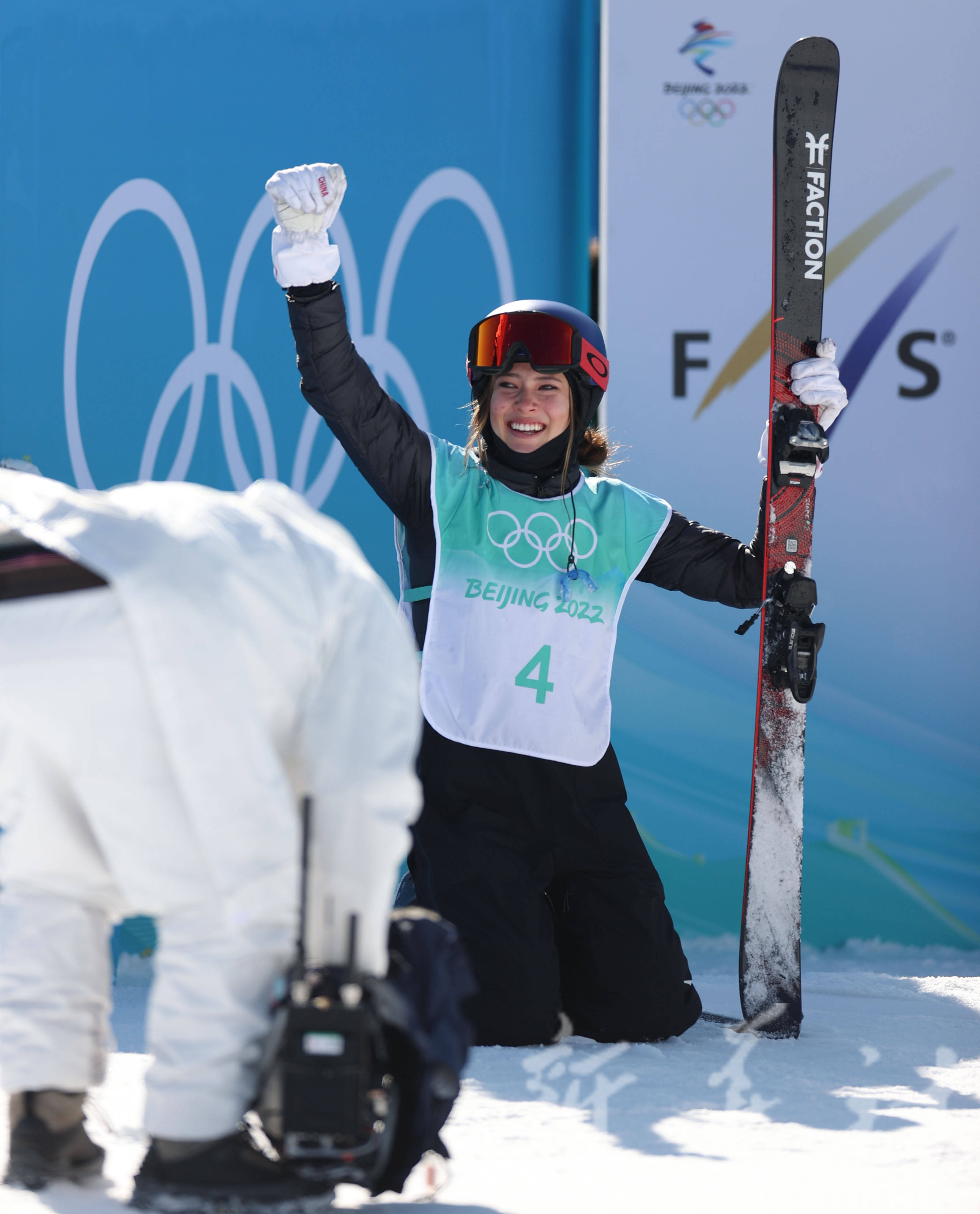 中国滑雪女子冠军图片