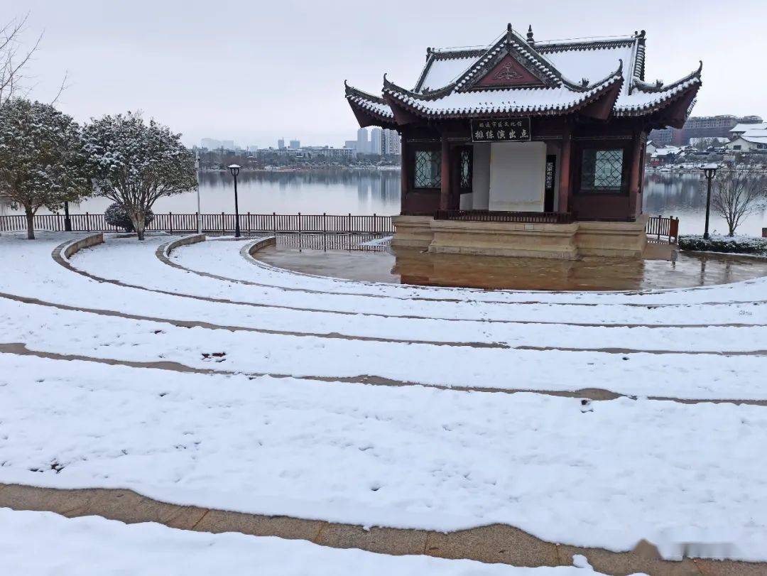 雪霁景美省耕湖_公园_宁静_生活