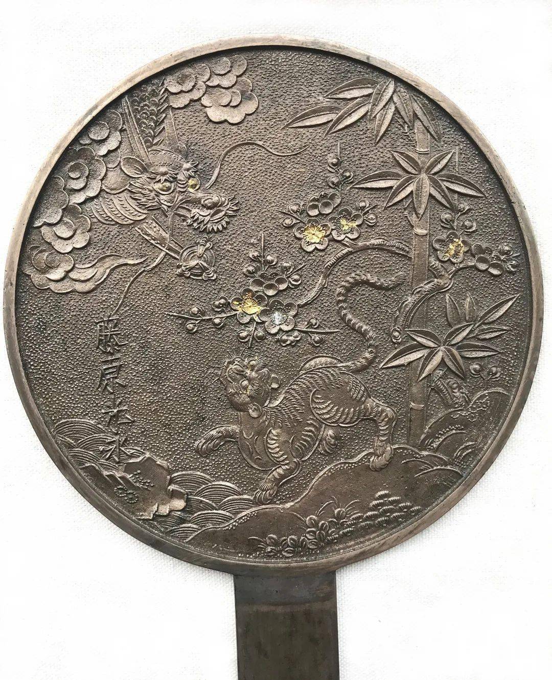 2022壬寅虎年生肖展"展品有趣的是,日本艺术家和工匠大多是"照猫画虎"