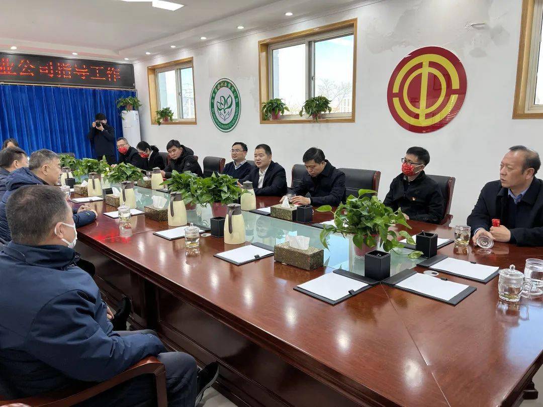聚焦温泉镇领导班子走访基层一线送去新春祝福