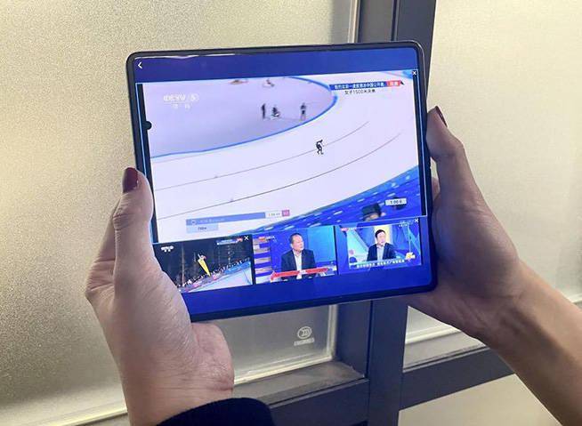 解锁冰雪盛事观赛新姿势，荣耀Magic V非凡实力种草