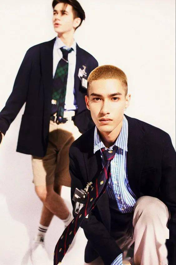 176cm的穿衣模范,米卡示范潮男穿搭_寸头_男生_五官