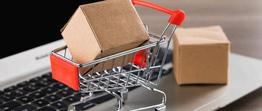 女士马丁靴品牌排行榜_马丁靴搭配,帅酷时尚