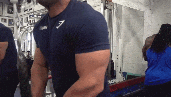 fitness手臂是男人第二张脸4个动作让你把手臂练膨胀起来