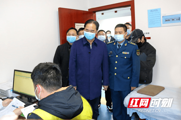严把选兵关口 擦亮红色名片 醴陵市委书记王利波调研指导征兵体检工作