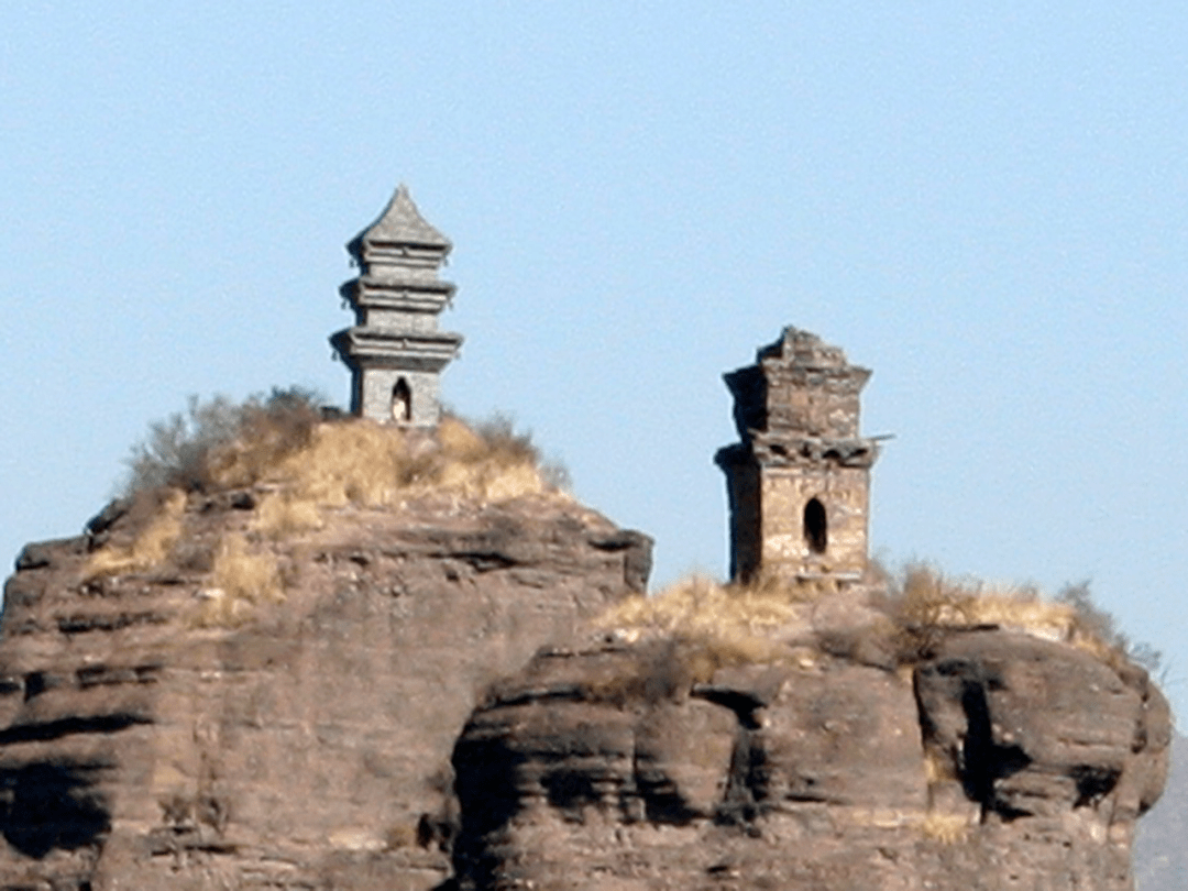 双塔山辽塔