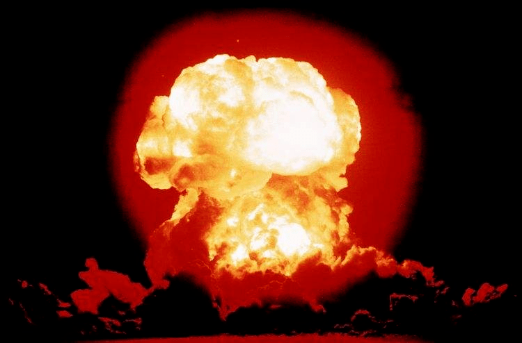 马斯克一口气烧了40个卫星，就因为太阳打了个喷嚏。