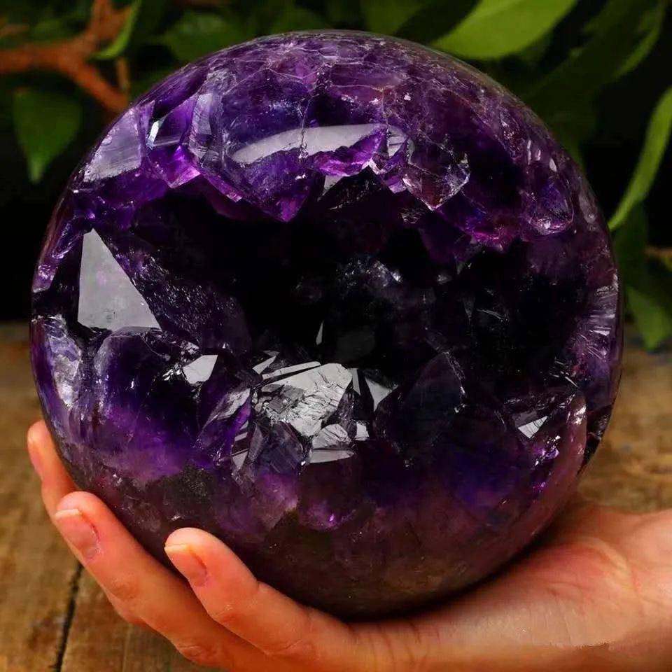 二月生辰石|神奇疗愈功能的紫水晶