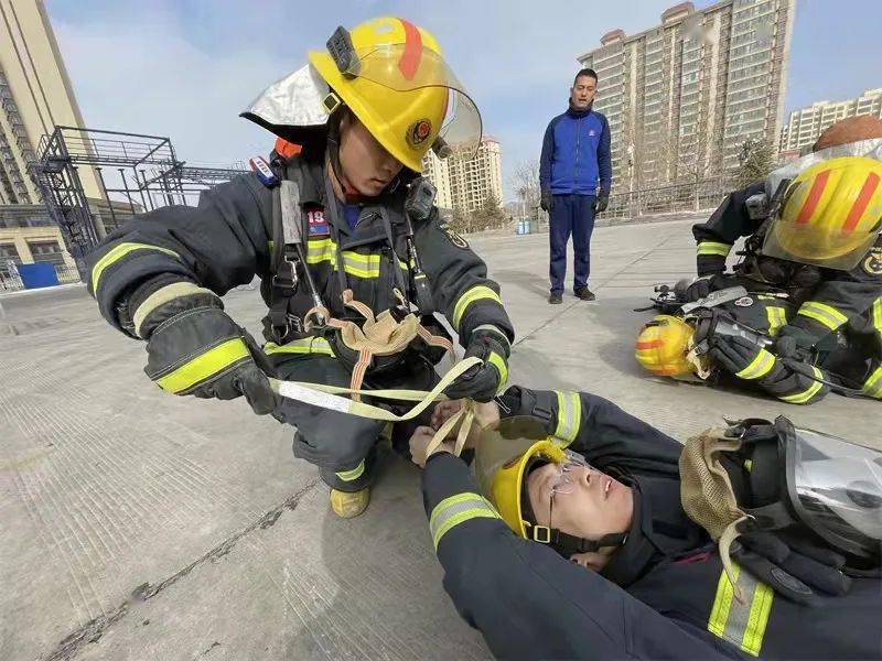 白银市消防救援支队安全员和紧急救助小组培训系列报道二:聚焦实战