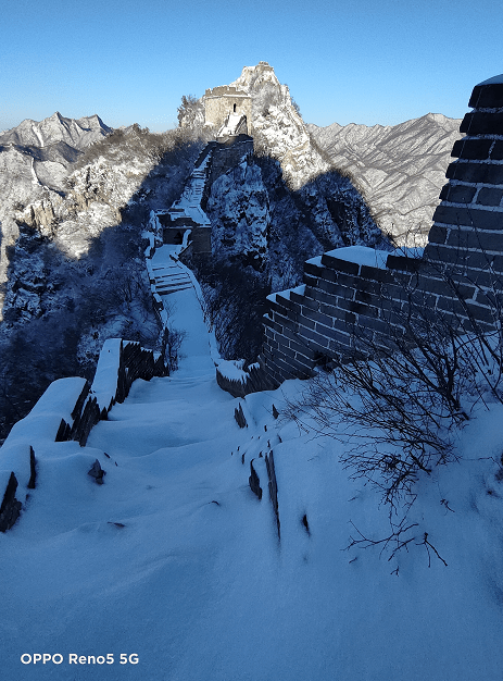 西栅子村|千里冰封，万里“雪龙”！雪后箭扣长城美景来了