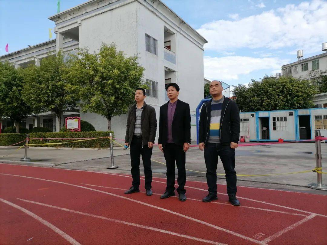 春暖待花开学子竞归来普宁市赤岗中学2022年春季开学