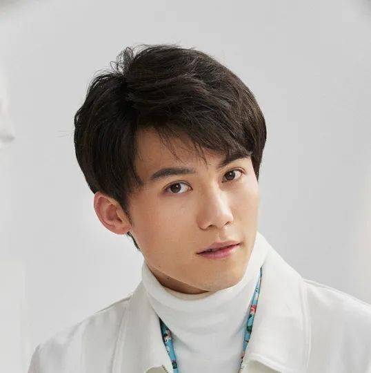 高雨晨:微信表情:q:这……也是……挺省事儿的……张梦嫣:就没赶上过