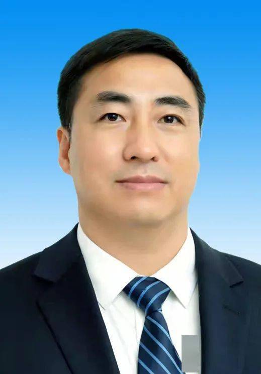 通辽市新一届人大常委会政府领导班子及监委主任和法检两长选举产生