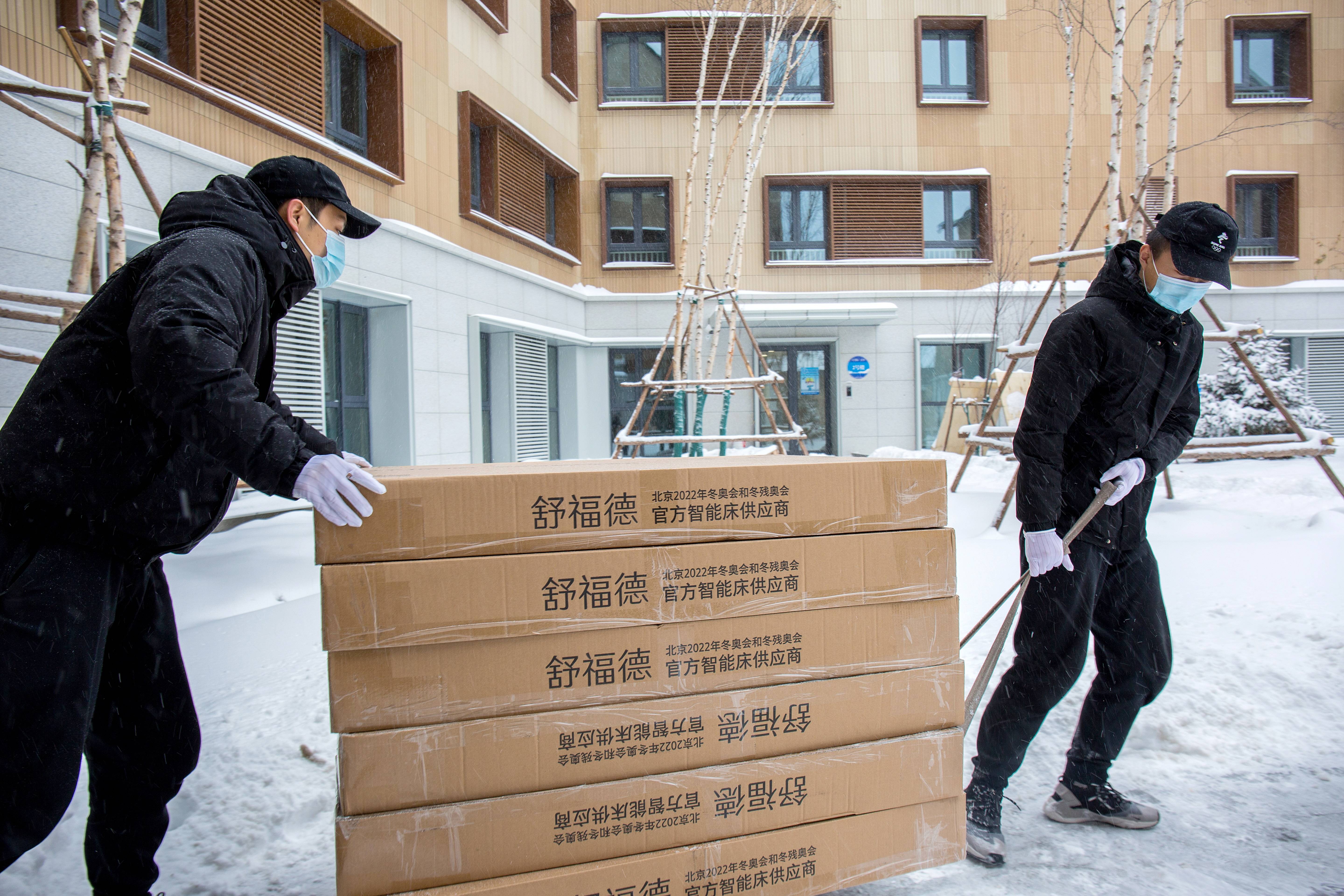 功能|冬奥幕后｜运动员智能床零重力可遥控，铲雪开道送进冬奥村