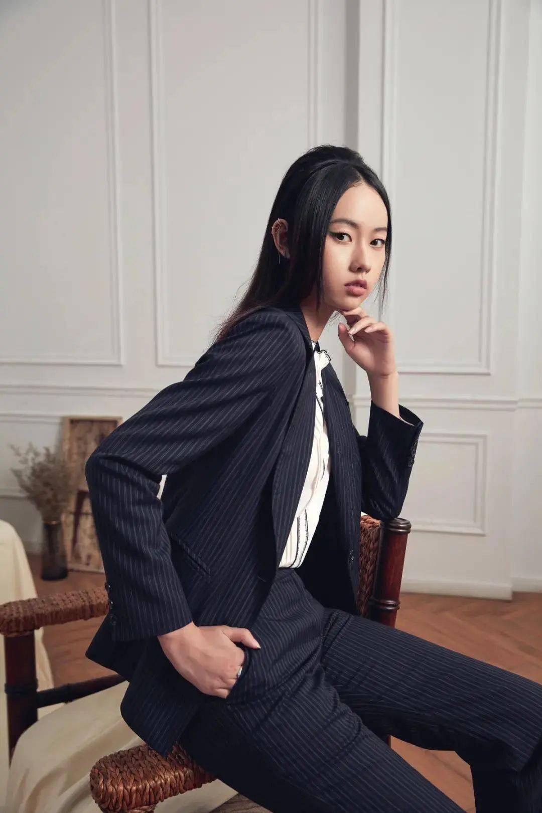 魏小涵lancyfrom25春日花舞优雅初遇