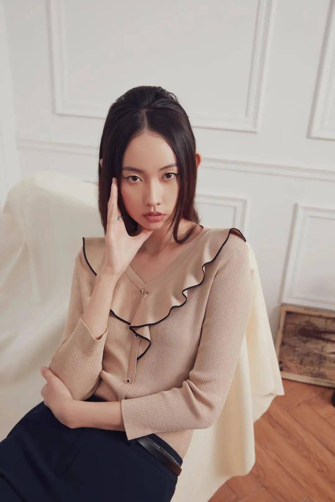 魏小涵lancyfrom25春日花舞优雅初遇