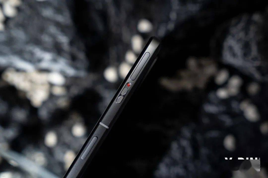 3299元的红米K50电竞版，又要焊死旗舰机的大门了？