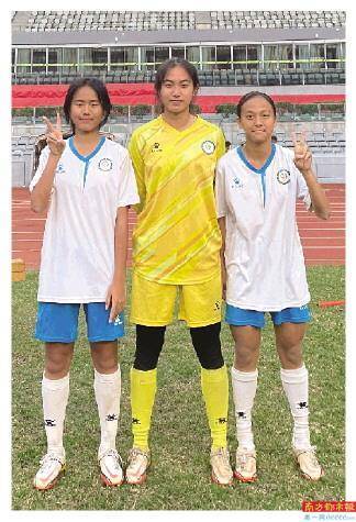 程思婷|新安中学(集团)初中部三名女足队员备战亚洲青少年运动会