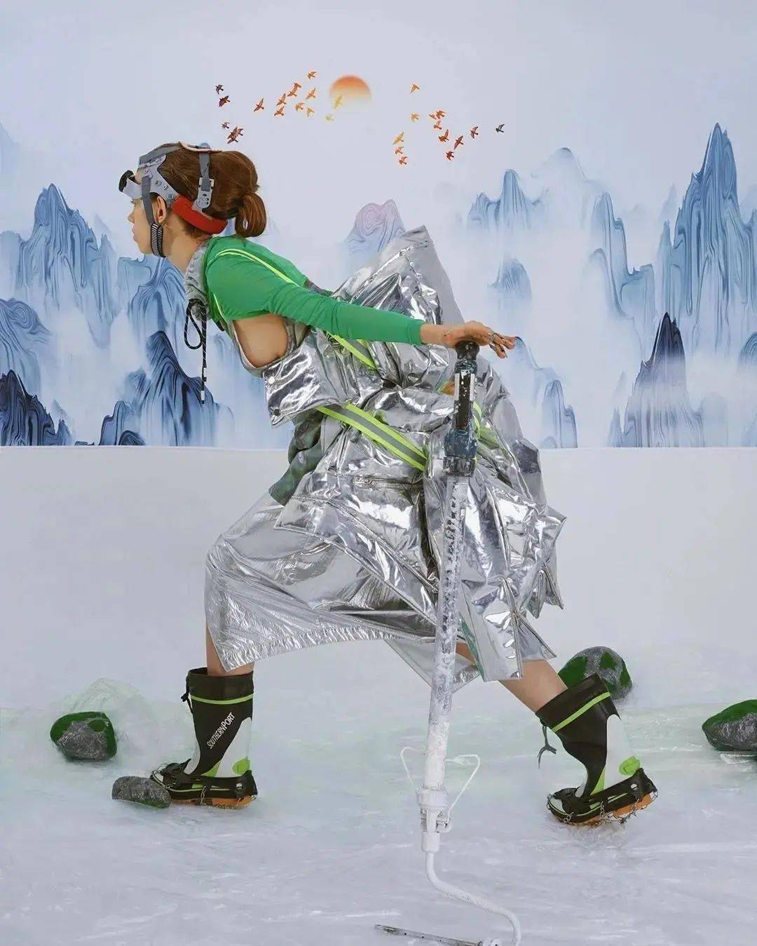 品牌 羽界鬼才，新锐设计师陈鹏CHENPENG的One-Size Fashion平均时尚主义