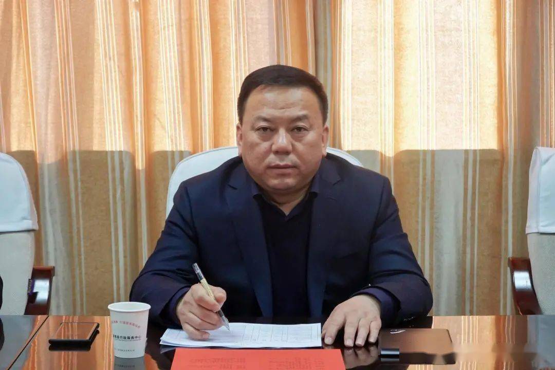 金塔县与甘肃一建集团举行座谈交流会