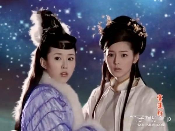 还记得宝莲灯里的嫦娥吗43岁挺孕肚走红毯