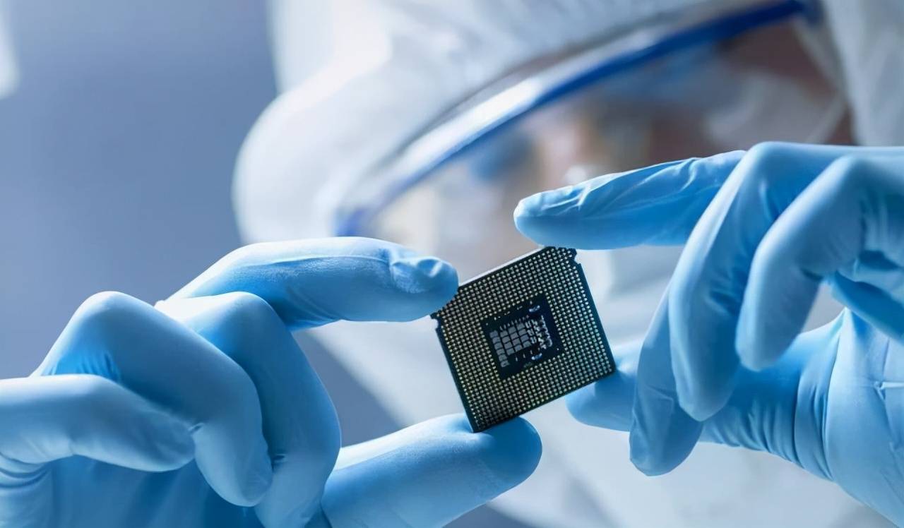 自研芯片背后的手机市场新棋盘