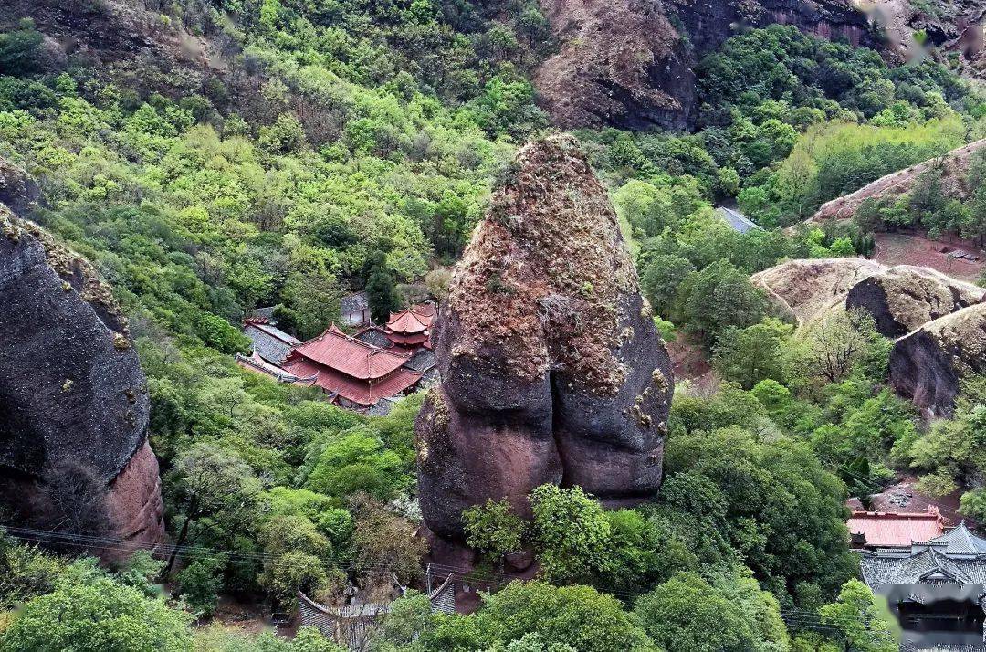 盐源公母山介绍图片