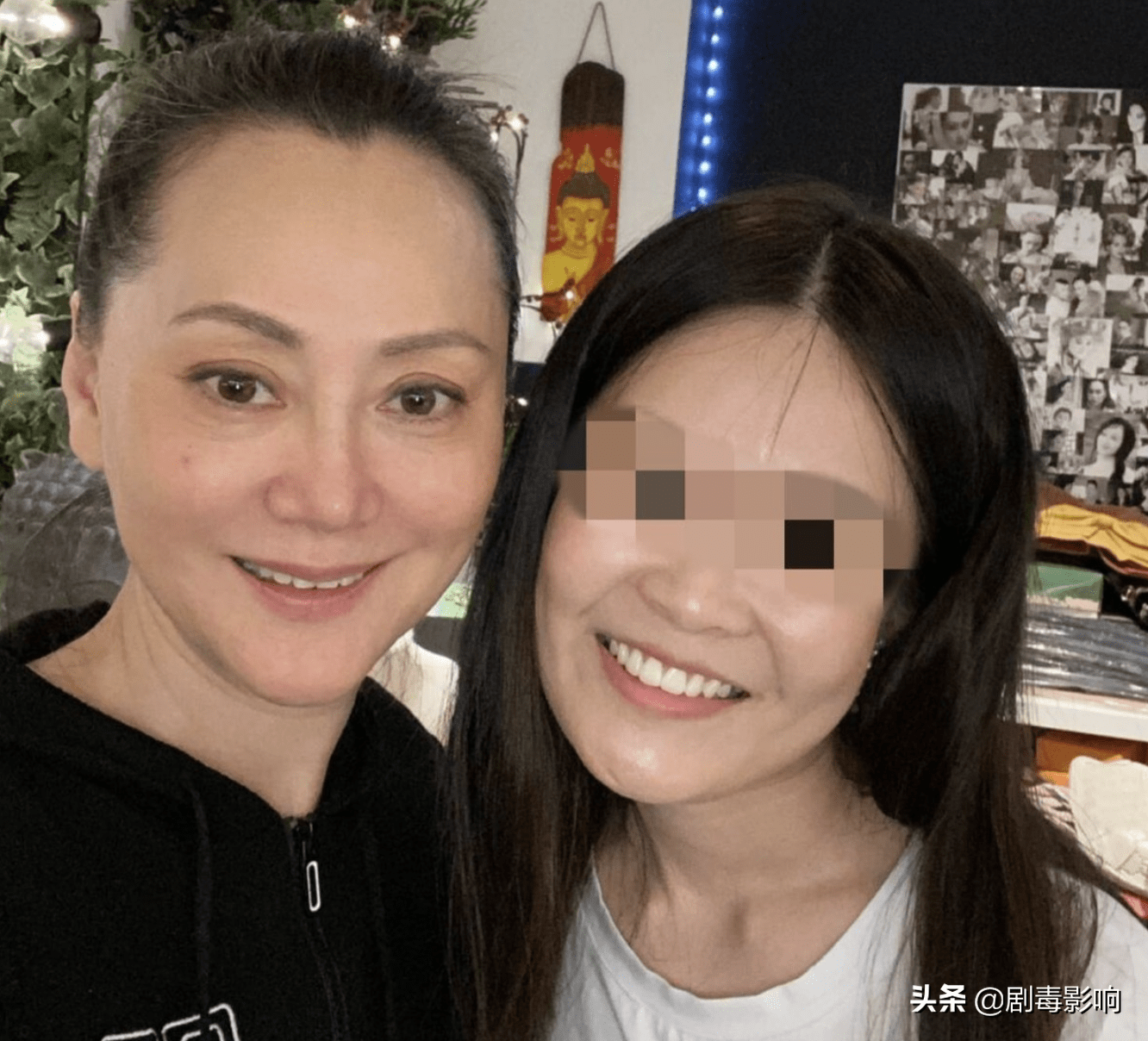 60歲的大宋佳曝近況,二婚定居國外開服裝店,優雅貴氣不輸當年_張學津