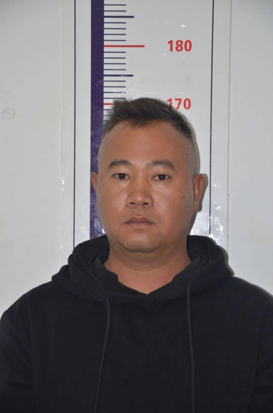 朱顺东(已逮捕,绰号:阿东,男,汉族,30岁,户籍地云南省普洱市澜沧县文