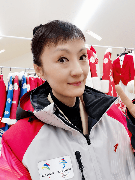 67北京冬奥制服设计师贺阳揭秘中国军团战袍设计