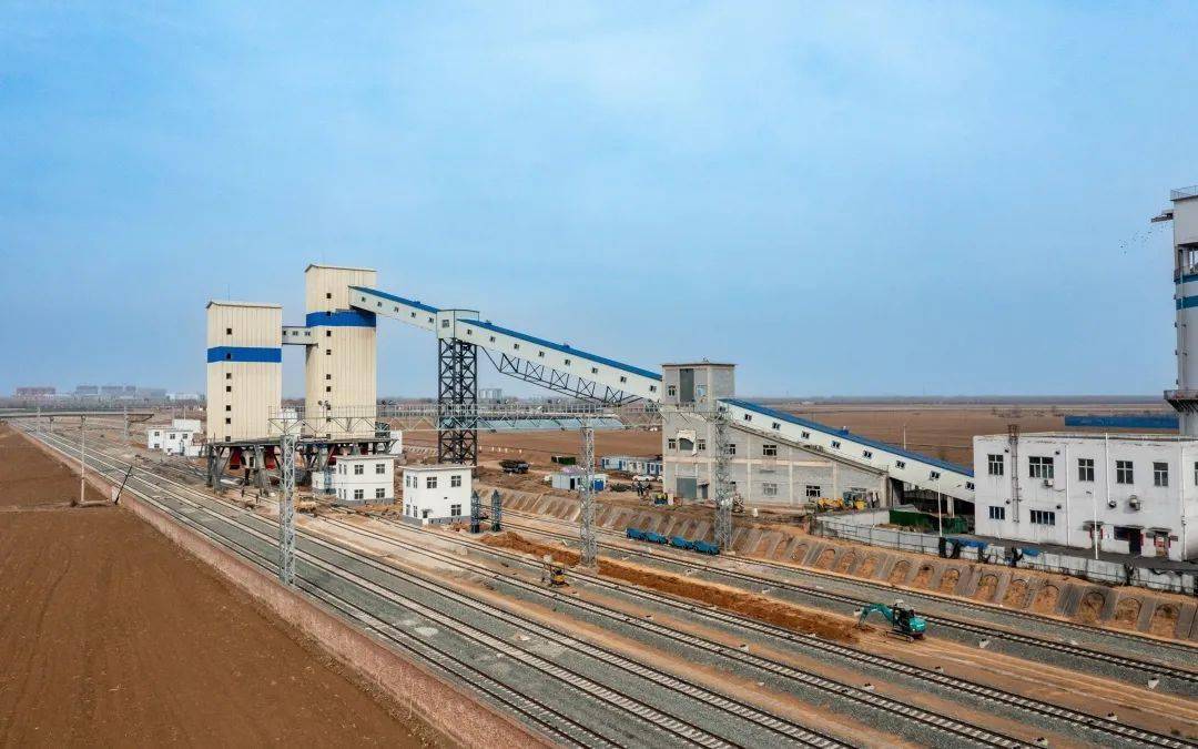 开足马力古城煤矿专用铁路线建设春潮涌动