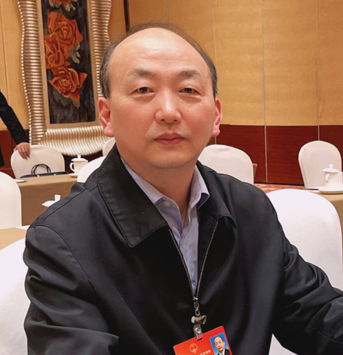 张国新代表建议出台独生子女家庭针对性养老政策