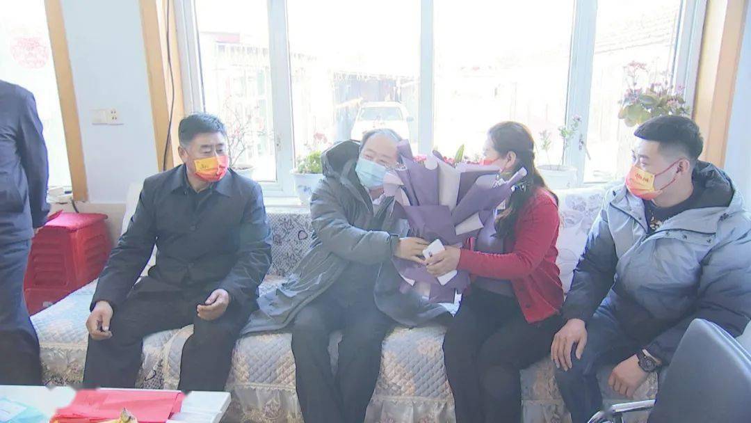 张家口副市长郭新耀慰问看望冬残奥会冠军郭雨洁家人